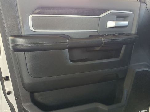 Used 2019 RAM 2500 Big Horn image 18