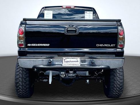Used 2002 Chevrolet Silverado 2500 LS AWD/4WD image 5