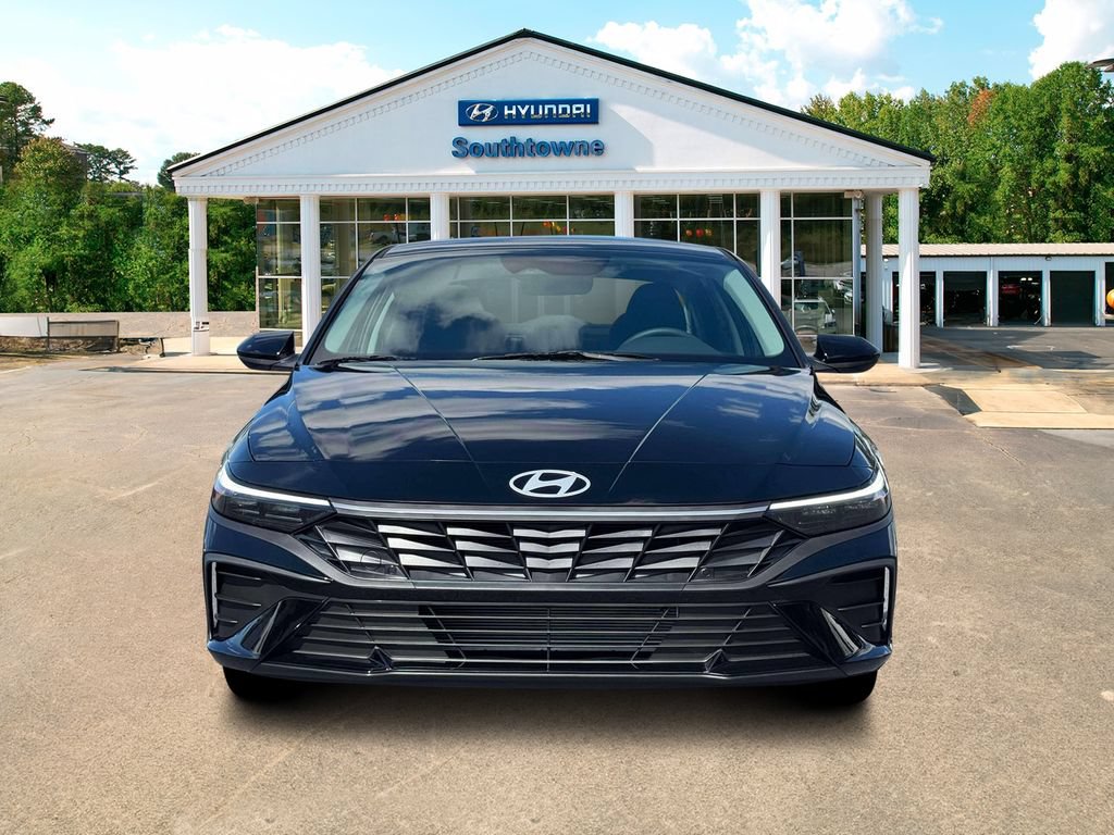 New 2026 Hyundai Elantra SE FWD image 12