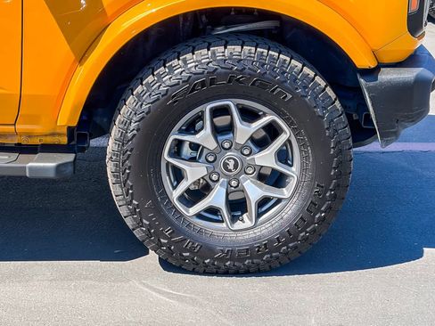 Used 2022 Ford Bronco Outer Banks AWD/4WD image 9