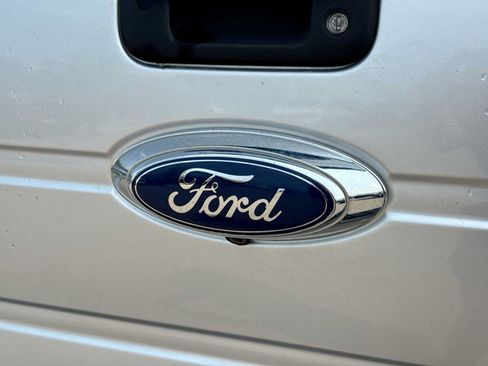 Used 2012 Ford F150 XLT w/ XLT Chrome Pkg AWD/4WD image 10