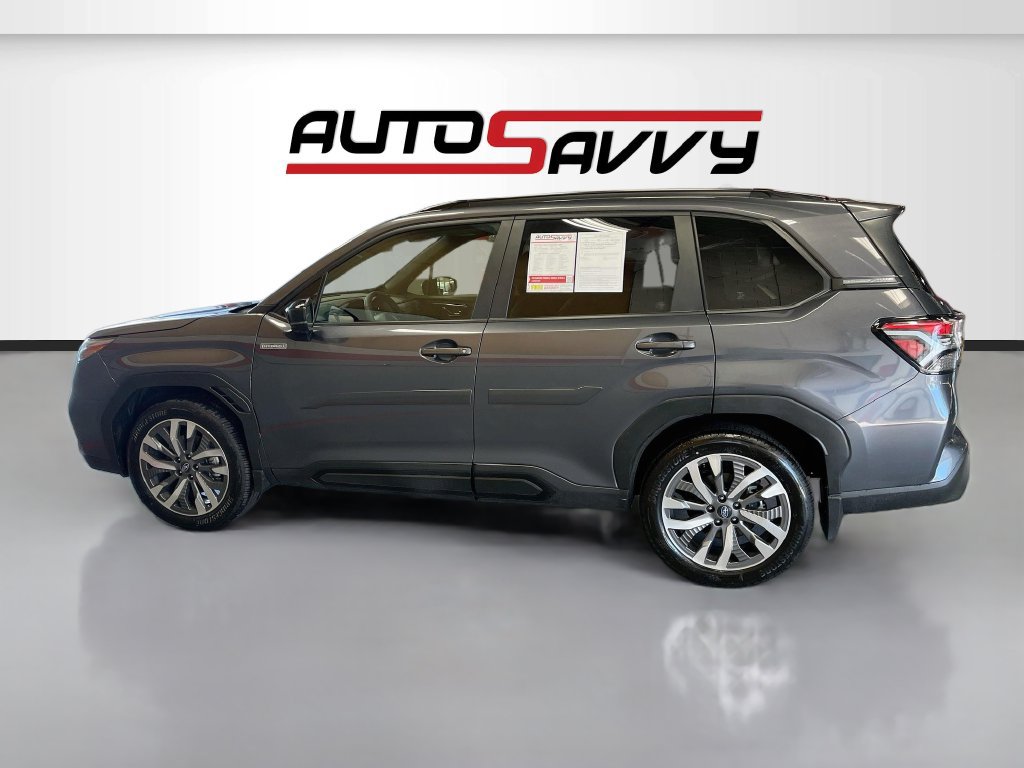 Used 2025 Subaru Forester Touring AWD/4WD image 4