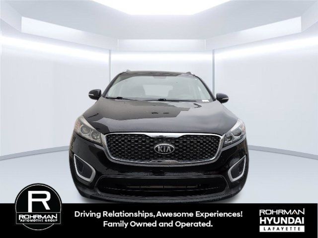 Used 2017 Kia Sorento AWD w/ LX Convenience Package image 6