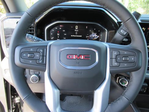 New 2026 GMC Sierra 2500 SLT w/ SLT Premium Package AWD/4WD image 22