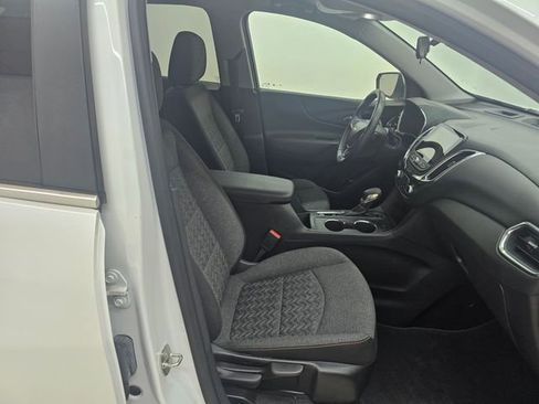 Used 2024 Chevrolet Equinox LT AWD/4WD image 23