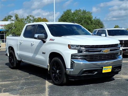 Used 2020 Chevrolet Silverado 1500 LT w/ Texas Edition image 8