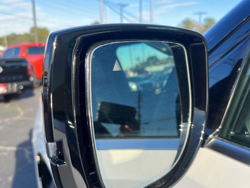 New 2026 Nissan Armada Platinum image 15