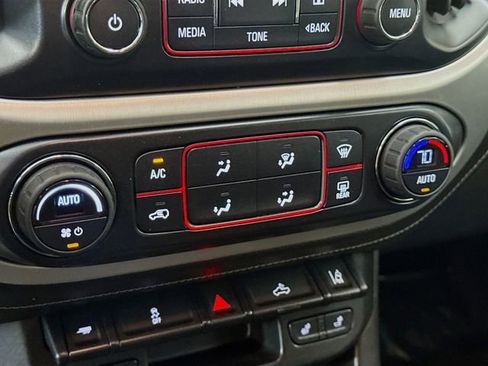 Used 2016 GMC Canyon SLT w/ Driver Alert Package image 15