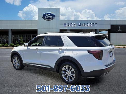 Used 2020 Ford Explorer XLT w/ Equipment Group 202A AWD/4WD image 3