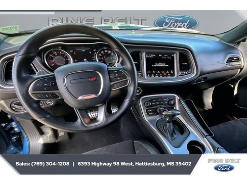 Used 2020 Dodge Challenger GT w/ Plus Package RWD image 13