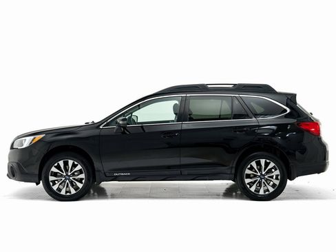 Used 2017 Subaru Outback 2.5i Limited image 31
