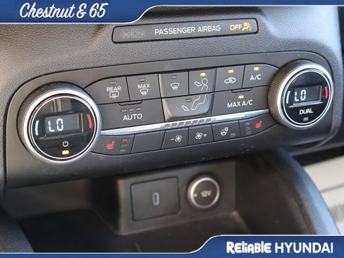 Used 2020 Ford Escape Titanium AWD/4WD image 38