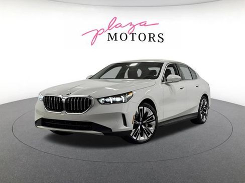 New 2026 BMW 530i xDrive w/ Premium Package AWD/4WD image 2