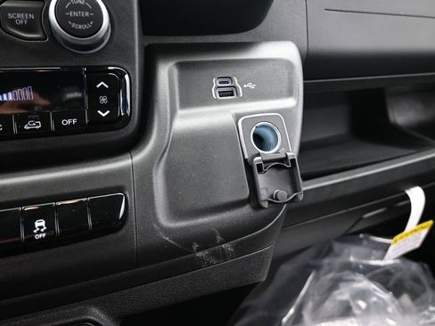Used 2025 RAM ProMaster 2500 image 23