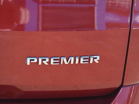 Used 2020 Chevrolet Traverse Premier w/ LPO, Cargo Package image 8