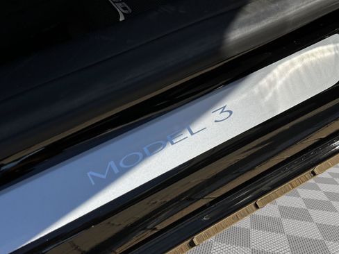 Used 2019 Tesla Model 3 Standard Range Plus RWD image 7
