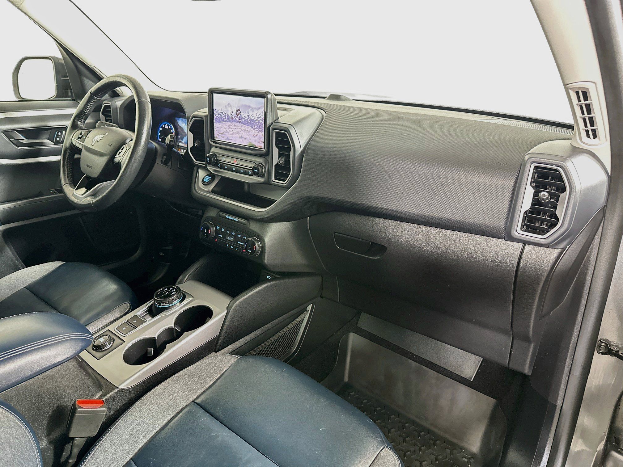 Used 2022 Ford Bronco Sport Outer Banks AWD/4WD image 26