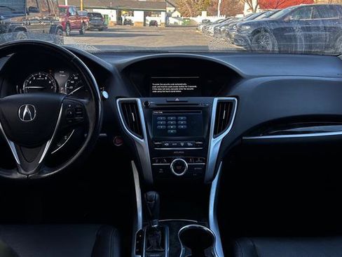 Used 2018 Acura TLX w/ Technology Package image 9