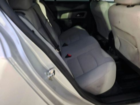 Used 2015 Chevrolet Cruze LT FWD image 23
