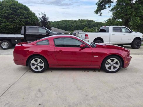 Used 2013 Ford Mustang GT Premium w/ Security Pkg RWD image 7