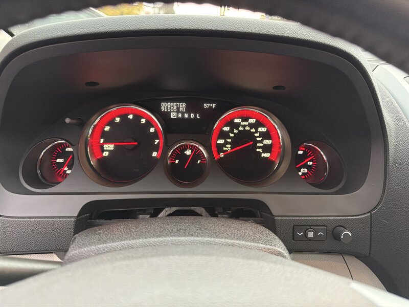 Used 2007 GMC Acadia SLT w/ Trailering Package AWD/4WD image 39
