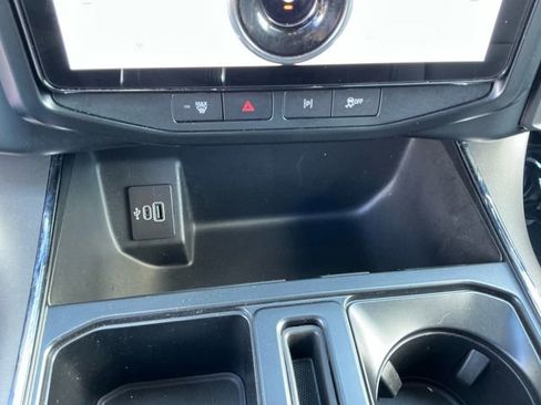 Used 2025 Ford F150 Lightning Flash AWD/4WD image 23