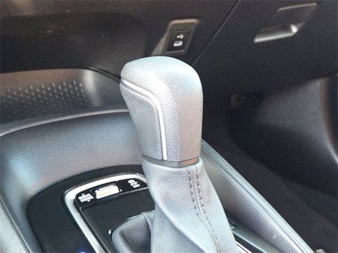 Used 2025 Toyota Corolla SE image 23