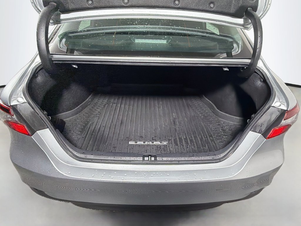 Used 2023 Toyota Camry LE FWD image 29
