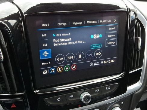 Certified 2021 Chevrolet Traverse Premier image 18