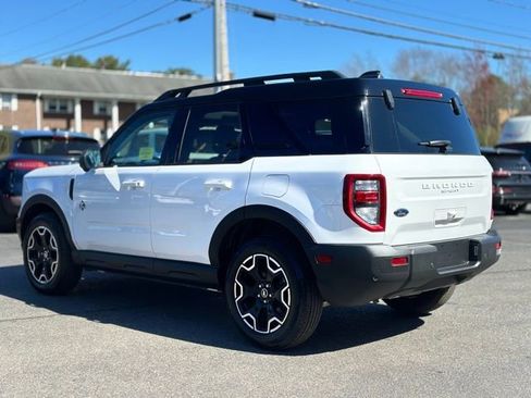 Used 2025 Ford Bronco Sport Outer Banks w/ Outer Banks Tech Package+ AWD/4WD image 4