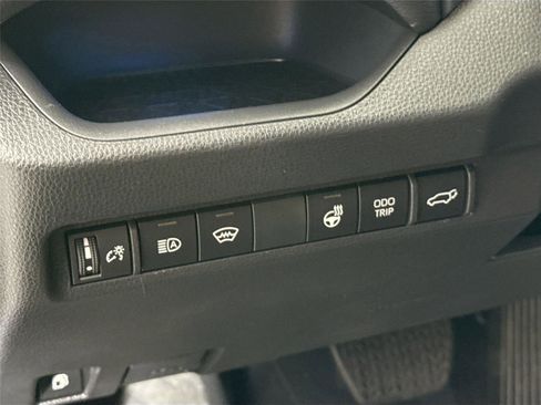 Used 2025 Toyota RAV4 XSE w/ Weather Package AWD/4WD image 20