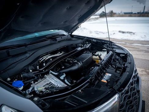 Used 2022 Ford Explorer ST w/ ST Street Pack image 27