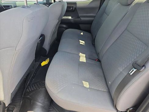 Used 2022 Toyota Tacoma SR5 w/ Technology Package RWD image 17