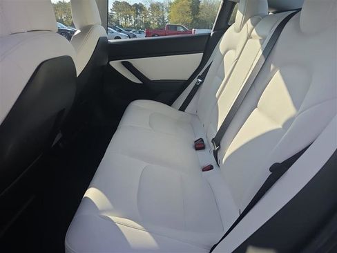Used 2021 Tesla Model 3 Standard Range Plus RWD image 7