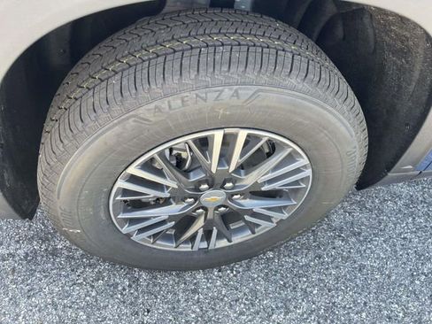 New 2026 Chevrolet Traverse LT w/ Driver Confidence Package FWD image 10