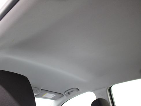 Used 2021 Chevrolet Equinox LS FWD image 21