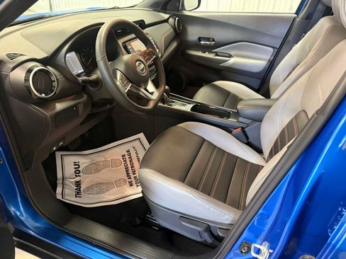Used 2023 Nissan Kicks SR w/ SR Premium Package FWD image 19