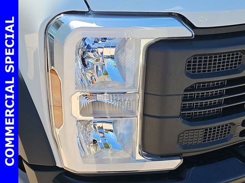 New 2025 Ford F550 4x4 Regular Cab Super Duty image 34