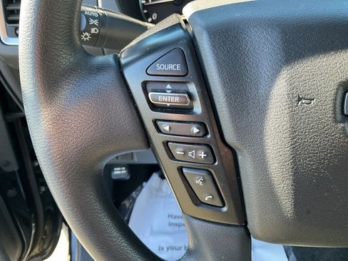 Used 2024 Nissan Frontier SV w/ Technology Package image 7