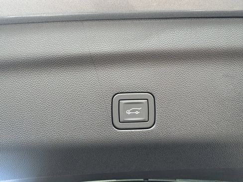 New 2026 Chevrolet Tahoe RST image 6