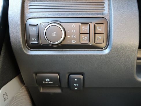 New 2026 Ford F250 Platinum image 31