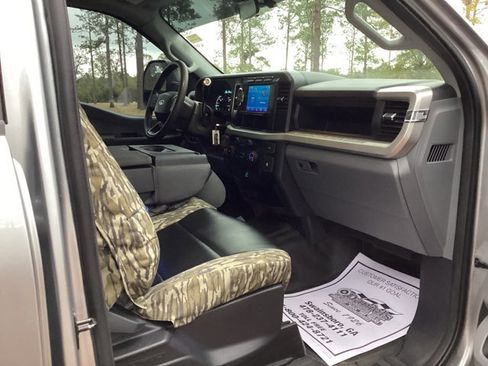Used 2024 Ford F250 XL w/ XL Off-Road Package image 12