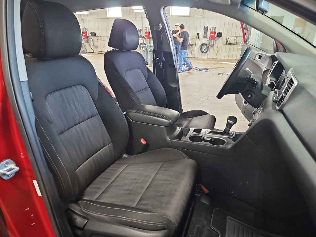 Used 2019 Kia Sportage LX FWD image 10