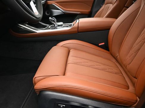 New 2026 BMW ALPINA XB7 AWD/4WD image 13
