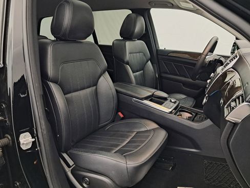 Used 2016 Mercedes-Benz GL 450 4MATIC image 24