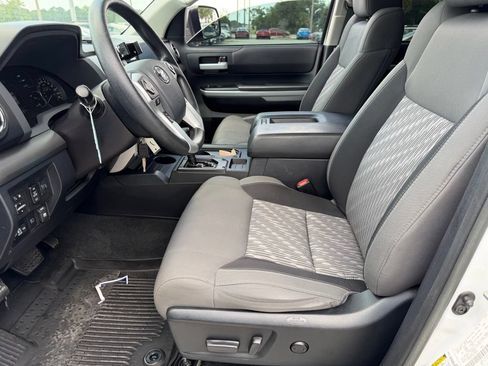 Used 2019 Toyota Tundra SR5 w/ SR5 Upgrade Package AWD/4WD image 22