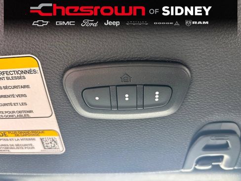 Used 2025 Jeep Wrangler Unlimited Sahara AWD/4WD image 23