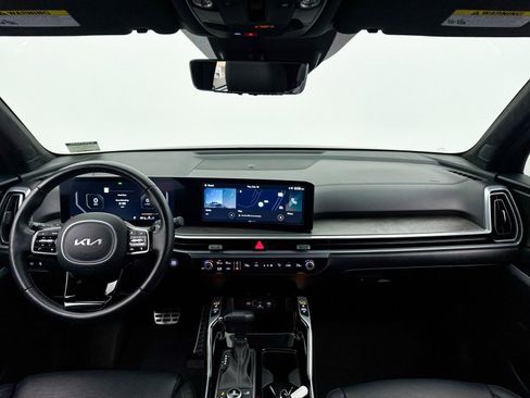 Certified 2024 Kia Sorento SX Prestige image 21