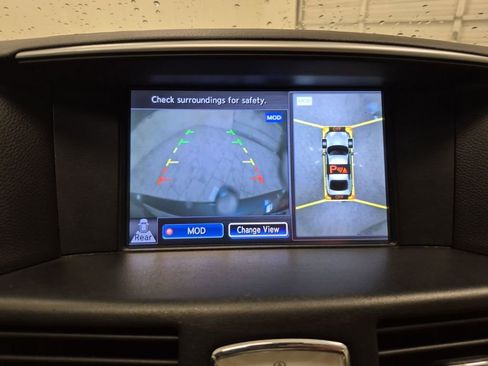 Used 2015 INFINITI Q70 L 5.6 w/ V8 Deluxe Technology Package image 15