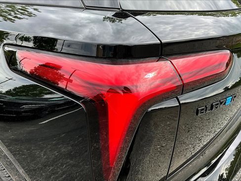 Used 2025 Chevrolet Blazer EV RS AWD/4WD image 20